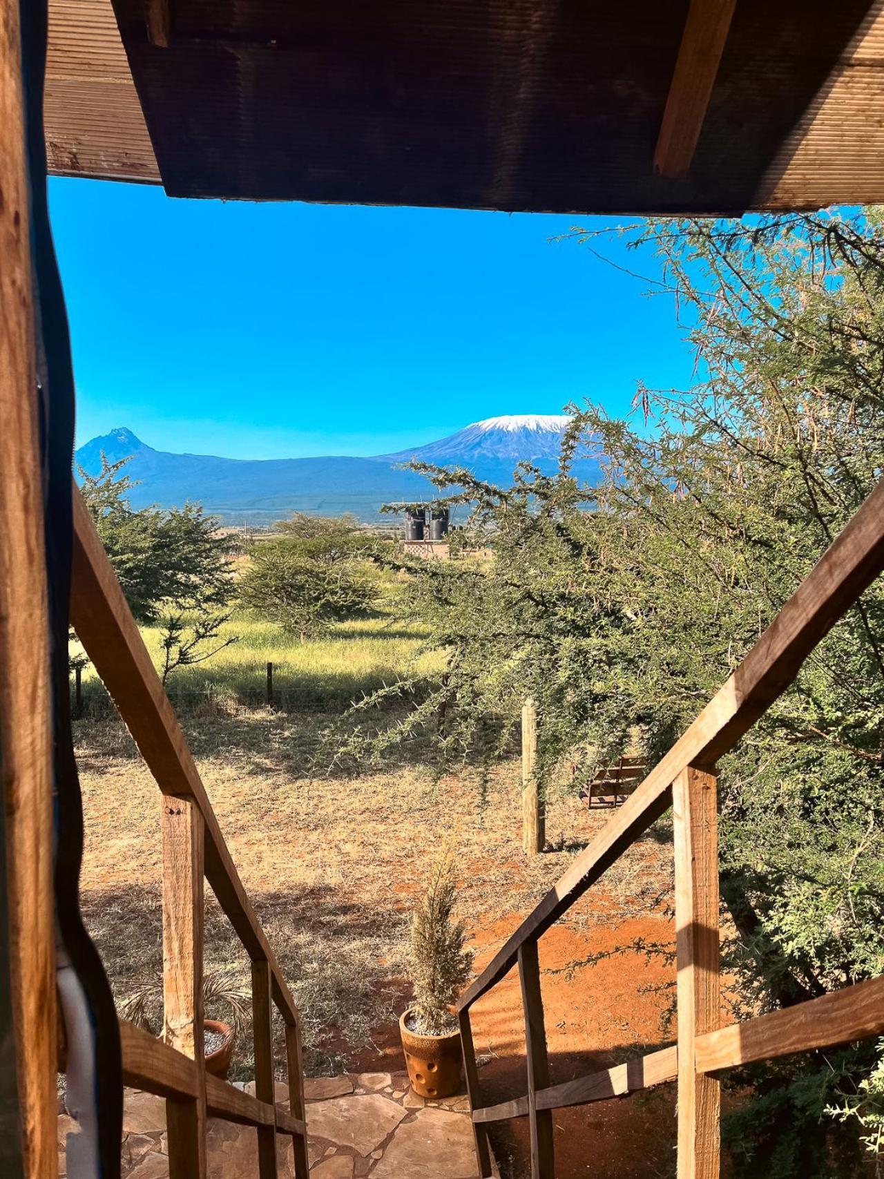 Kilimanjaro View Cabin-Amboseli Oloitokitok Habitación foto